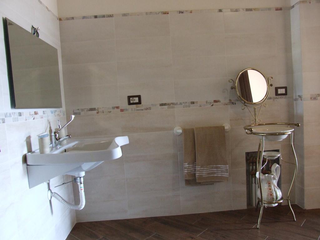 Agriturismo Locoe โอเลียนา ภายนอก รูปภาพ
