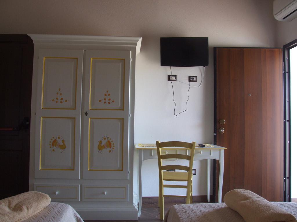 Agriturismo Locoe โอเลียนา ภายนอก รูปภาพ